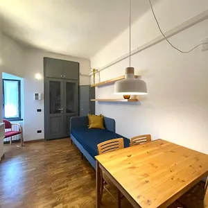 Easy - And Navigli Apartahotel